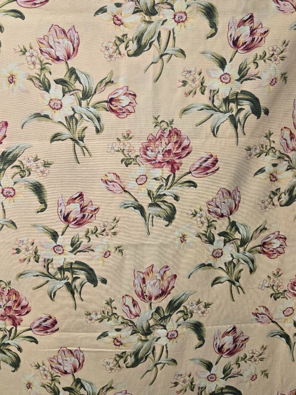 Vintage Covington 5th Ave Floral Fabric 3.77 Yds 136"
